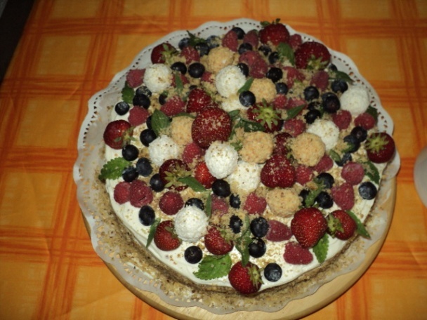 Bezlepková orechová torta s tvarohovo-mascarpone krémom (fotorecept)