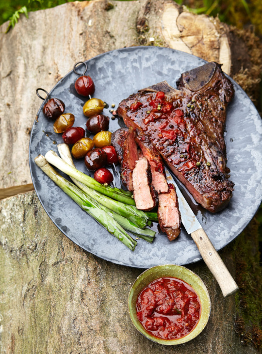 Hovädzí steak s paradajkovým dipom