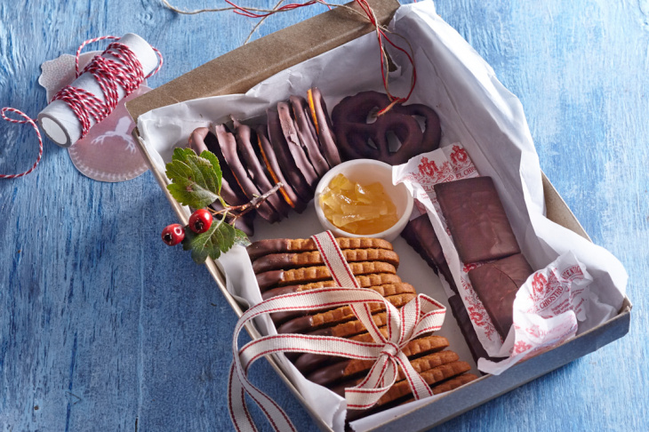 Sušienková škatuľka s kandizovaným zázvorom