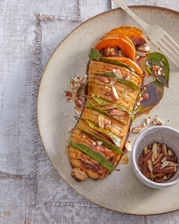 Pečená medová tekvica s mandľami