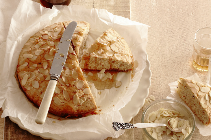 Mandľový koláč s mandľovým sirupom
