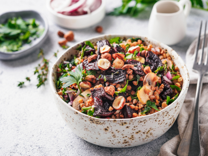 6 pravidiel pre dokonalý zimný šalát. Takto bude sýty a hrejivý