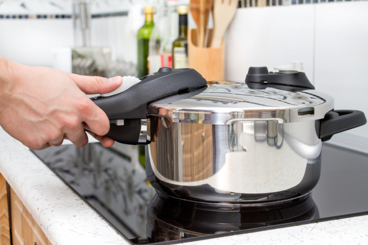 Pre začiatočníkov: Všetko, čo by ste mali vedieť o varení v tlakovom hrnci