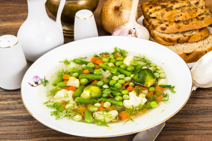 Zeleninová polievka s kôprom