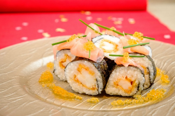 Sushi s vyprážanými krevetami