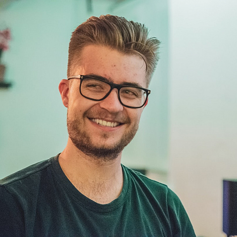 markhuges0077