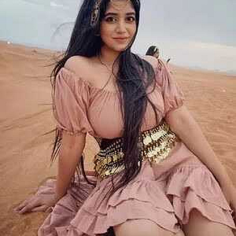 modeldollysingh fotka