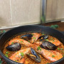 Dovolenková paella s morskými plodmi