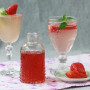 Stopky z jahôd už nikdy nevyhadzujte. Spravte z nich tento jednoduchý sirup (videorecept)