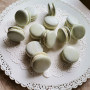 Orechové makrónky plnené mascarpone a bielou čokoládou (fotorecept) 
