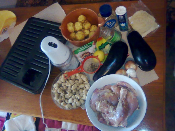 Baklažány plnené kuracími stehienkami (fotorecept) - obrázok 1