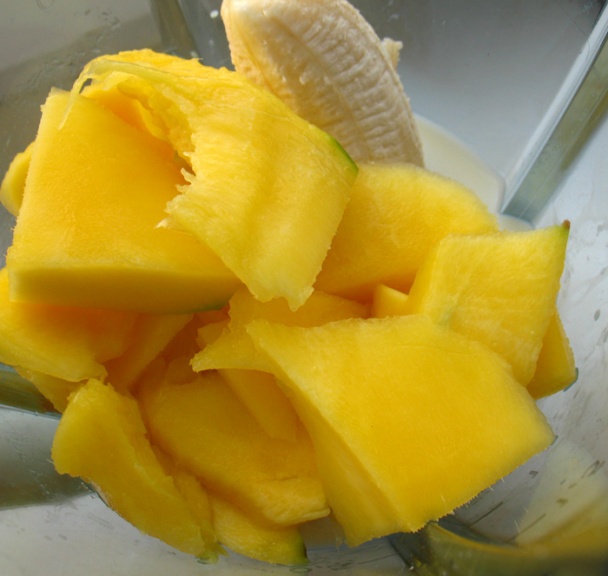 Ľadový jogurtový mango pohár (fotorecept) - obrázok 4