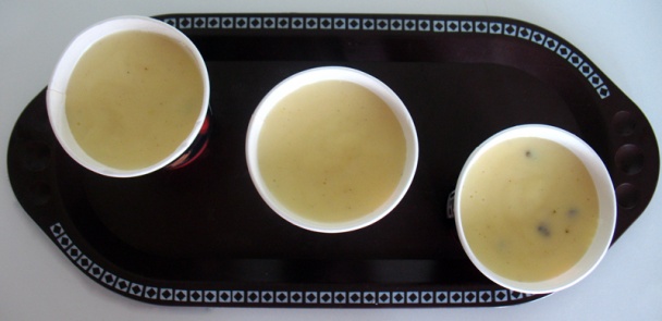 Levanduľovo-vanilková veža s omáčkou z bielej čokolády (fotorecept) - obrázok 4