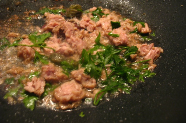 Orestované cukinové plátky s tuniakom a kapary  - obrázok 2