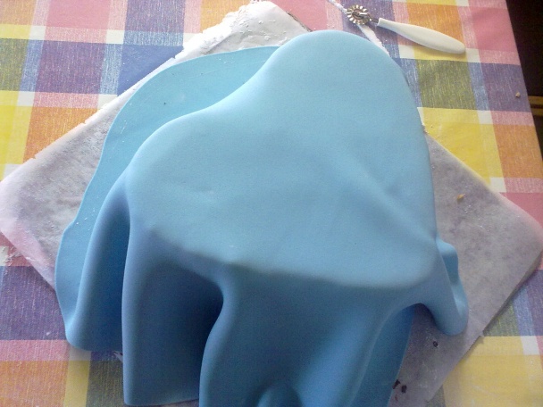 Marshmallow fondán na poťahovanie tort - falošný marcipán (fotorecept) - obrázok 15