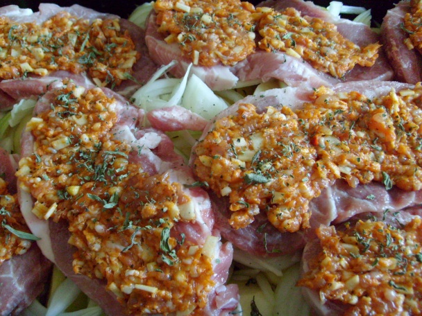 Krkovica v koberčeku so sviežou prílohou (fotorecept) - obrázok 7