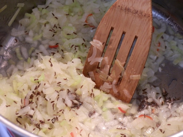 Zemiakový ostrý guláš (fotorecept) - obrázok 5