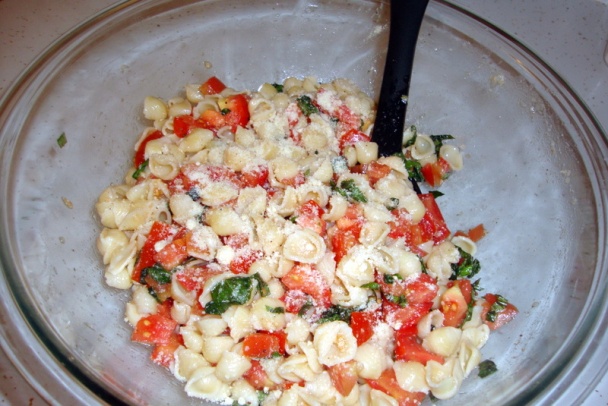 Letný paradajkový šalát s mušličkami a vyprážaným karfiolom (fotorecept) - obrázok 4