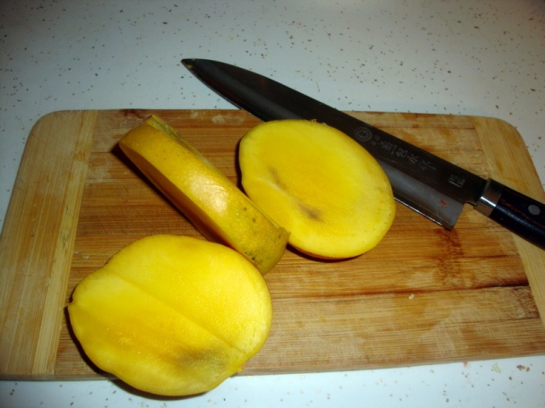 Salsa s mangom a koriandrom (fotorecept) - obrázok 3