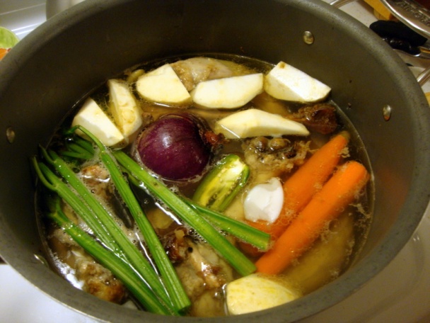 Vývar s kosťami z pečenej morky (fotorecept) - obrázok 2