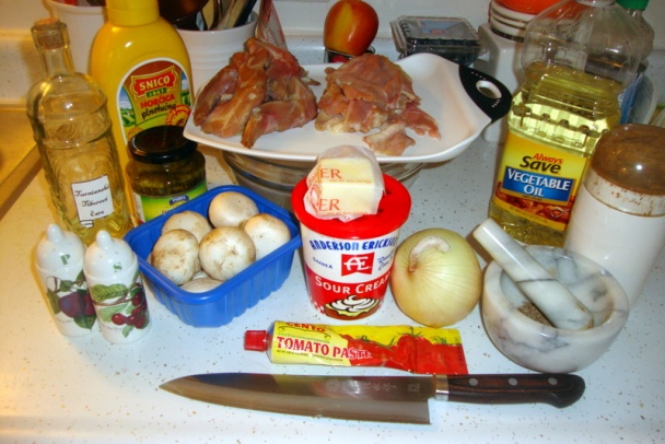 Zajačina à la Stroganoff s jalovcom a drienkovicou (fotorecept) - obrázok 1