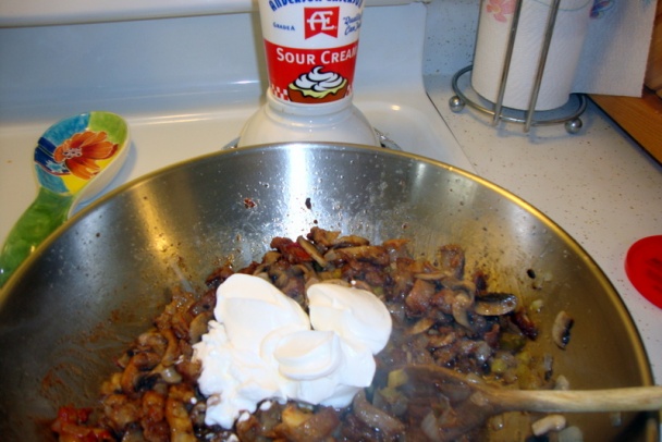 Zajačina à la Stroganoff s jalovcom a drienkovicou (fotorecept) - obrázok 5