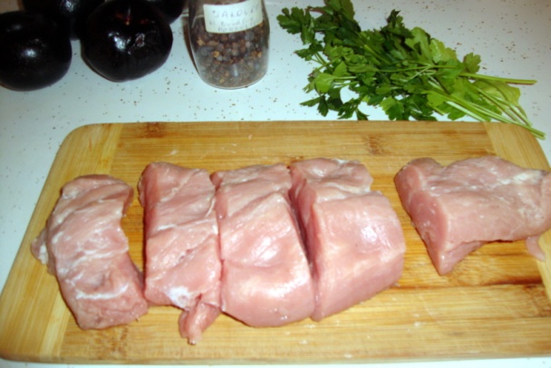 Bravčová panenka s tmavými ringlotami (fotorecept) - obrázok 3