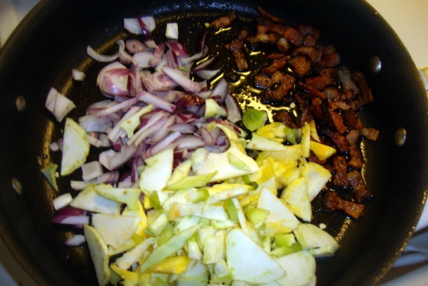 Kuracia pečeň s jadrovníkmi paprík a hubami (fotorecept) - obrázok 1