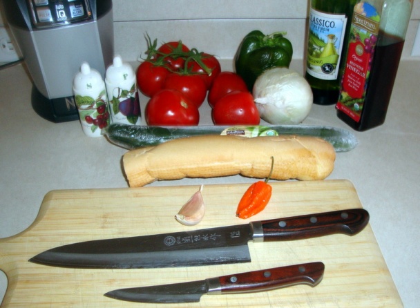 Gazpacho, pravé španielske z Andalúzie (fotorecept) - obrázok 1