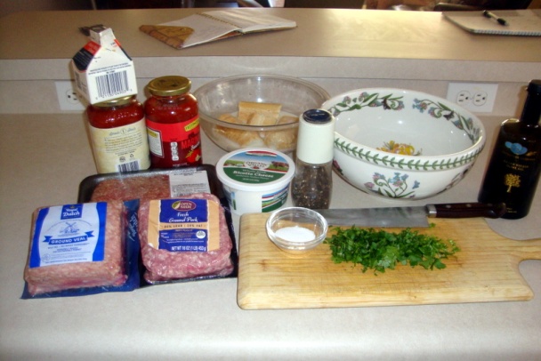 Trojmäsové gigant gule v arrabbiata-marinara omáčke (fotorecept) - obrázok 1