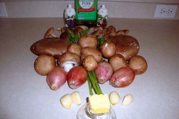 Mix troch druhov húb na šalotke (fotorecept) - obrázok 1