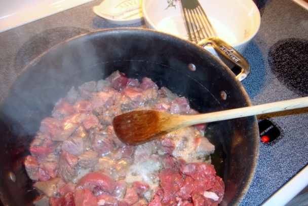 Hovädzí paprikáš s hubami (fotorecept) - obrázok 2