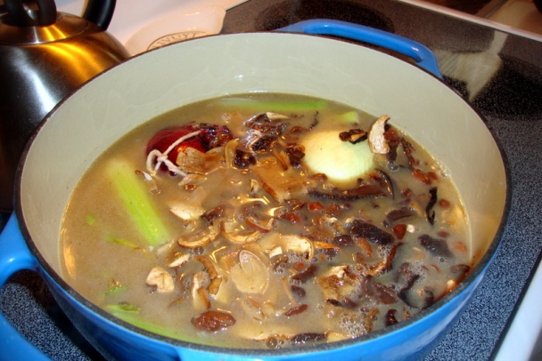 Hubová polievka – Hurban a Komenský (fotorecept) - obrázok 5