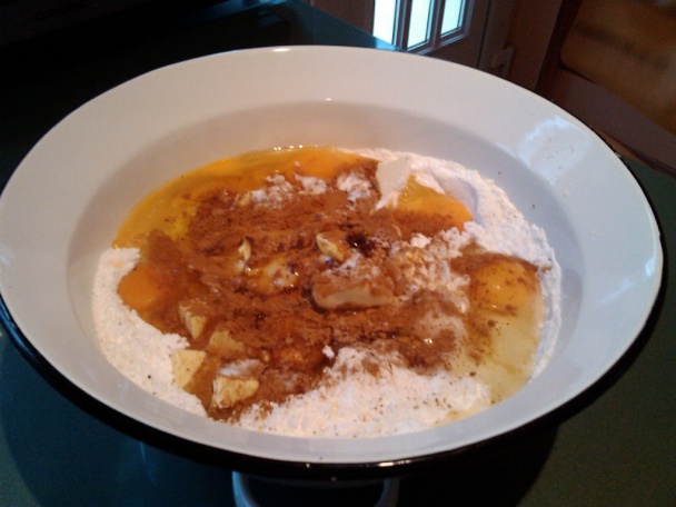 Medový závin - plnený medovník - obrázok 1