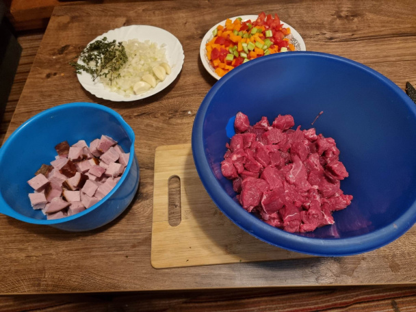Hovädzí eintopf (fotorecept) - obrázok 1