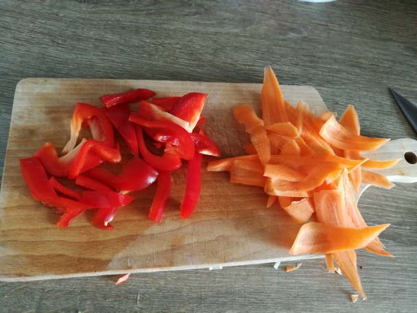 Zlatá pražma s batátovým pyré a grilovanou zeleninou - obrázok 2