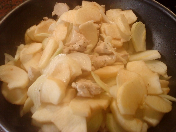 Karí kura s jablkami - obrázok 3