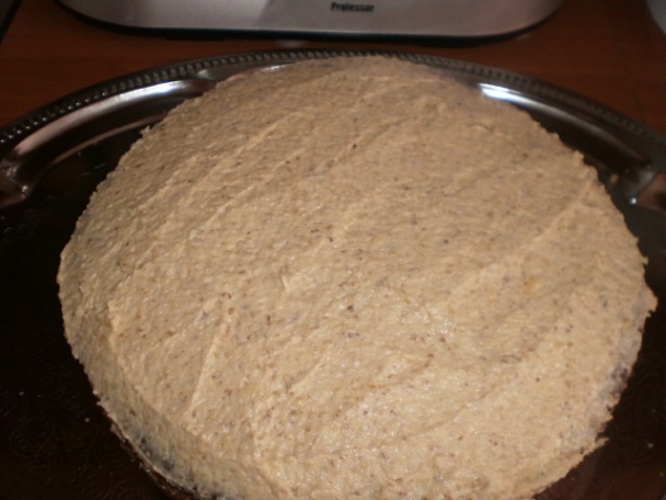 Skladaná orechová torta - obrázok 8