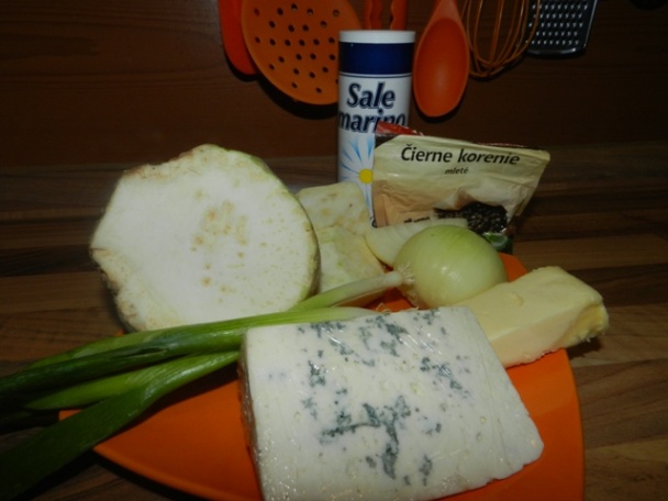 Zelerovo-nivová polievka (fotorecept) - obrázok 1