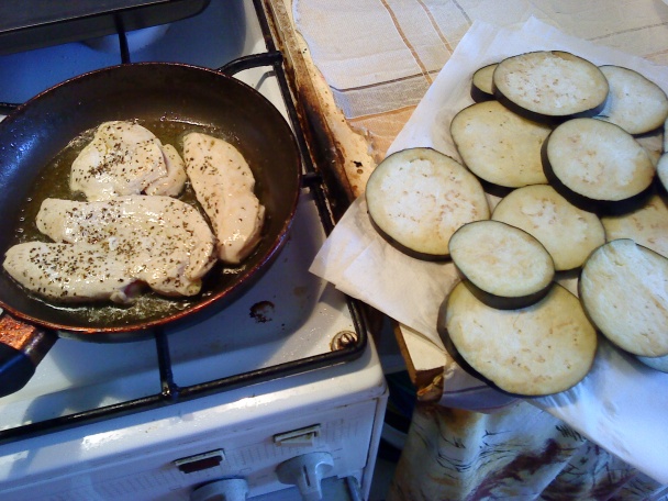 Kuracie prsia zapečené s baklažánom a syrom (fotorecept) - obrázok 3