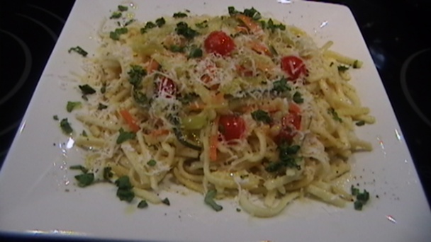 Špecle s cuketou, pórom a mrkvičkou (fotorecept) - obrázok 8