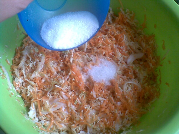 Svieži šalát....mrkva v čínskej kapuste (fotorecept) - obrázok 3