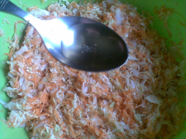 Svieži šalát....mrkva v čínskej kapuste (fotorecept) - obrázok 4