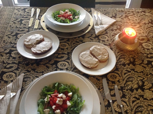 Baklažánová nátierka so šalátom - obrázok 4