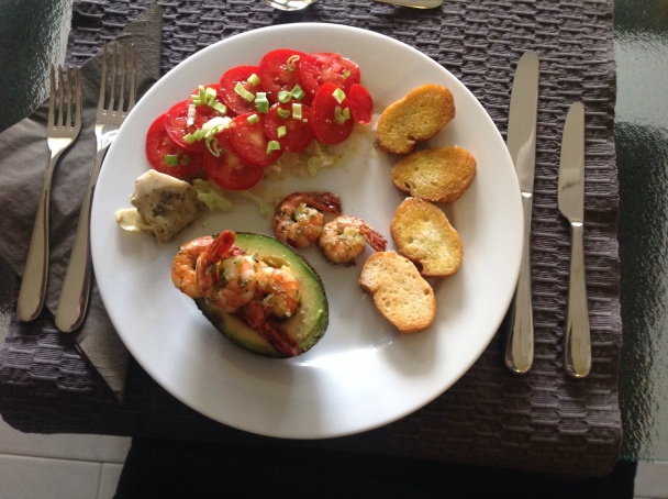 Avokádo plnené krevetami - obrázok 4