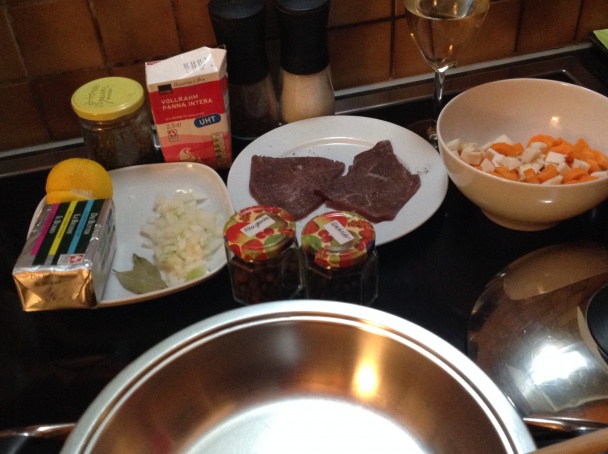 Srnčie na smotane so žemľovou knedľou (fotorecept) - obrázok 1
