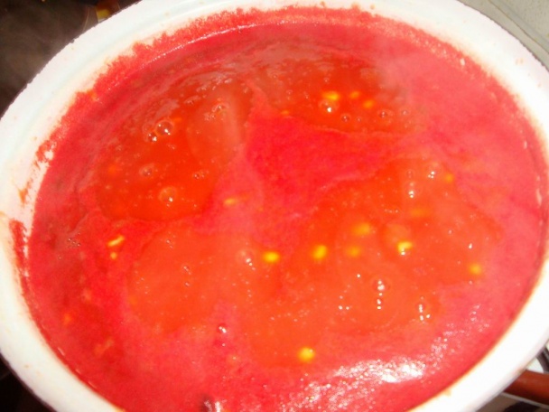 Špagety s pikantnou omáčkou (fotorecept) - obrázok 1