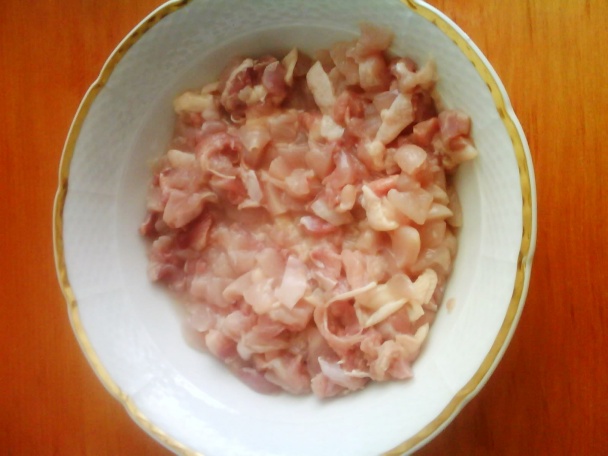 Kurací šalát s cestovinou - obrázok 2