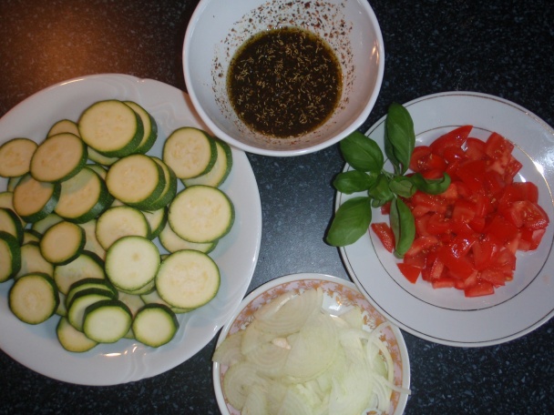 Grilovaná  cuketa s paradajkami (fotorecept) - obrázok 1