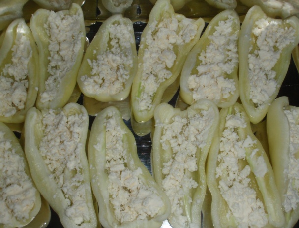 Pečená paprika plnená aj bryndzou (fotorecept) - obrázok 1